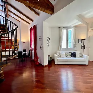  Apartment La Chiave Di Violino Appartamentino Musicale Italien